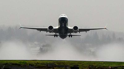 Boeing Stock May Struggle To Top 210; That's Scenario Of This Option Trade