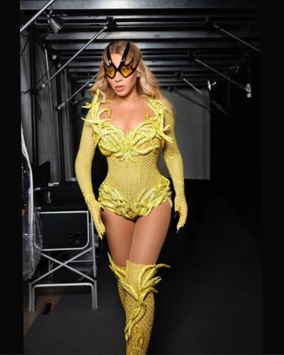 Beyoncé's 'Texas Hold 'Em' Climbs To Top 10 Chart Spot