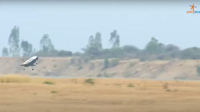 Watch India's prototype space plane ace a landing test (video)