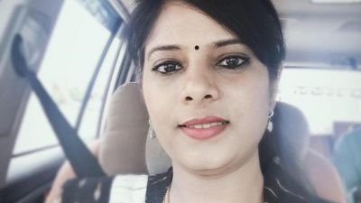 Veena says she will contest as an Independent if Congress does not drop Samyukta by tomorrow