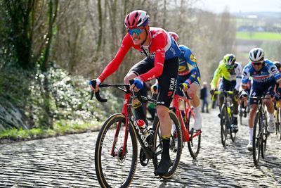 Dylan van Baarle joins Visma illness and injury list as Tour of Flanders nears