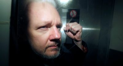 Julian Assange has extradition delayed