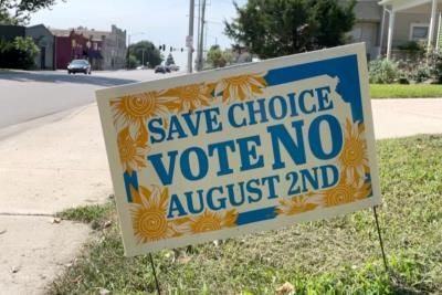 Kansas Legislators Approve Abortion Reporting Bill Despite Democratic Opposition