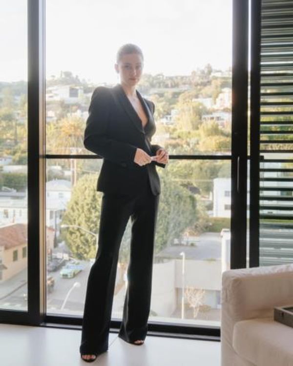 Lili Reinhart: Embracing Elegance In Timeless Black Ensemble