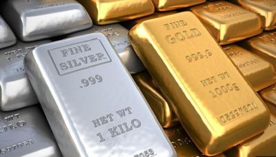 Gold rises Rs 150; silver declines Rs 250