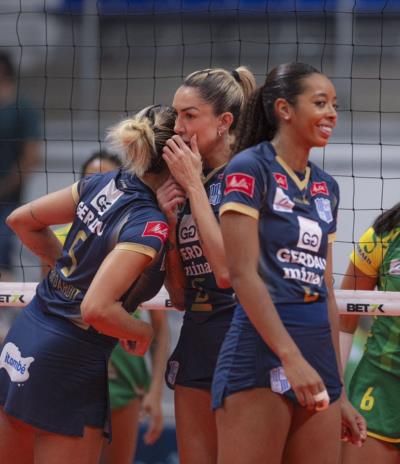 Thaisa Daher: A Volleyball Star Embracing Teamwork And Triumph