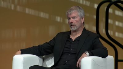 Invest In Bitcoin Or MicroStrategy? Michael Saylor Says BTC Will Survive 1K Years, MSTR Won't