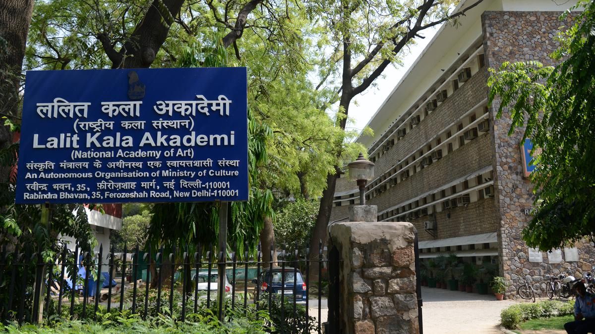 Differences arose between Lalit Kala Akademi officials