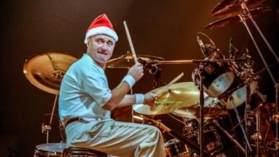 Phil Collins Band: Mesmerizing Performance Of Timeless Music