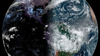 365 days of satellite images show Earth's seasons changing from space (video)