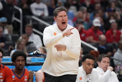 Clemson’s Brad Brownell prevented Ian Schieffelin from comparing himself to Kobe Bryant after Sweet 16 win