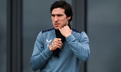 Newcastle’s Eddie Howe urges FA not to ‘throw the book’ at Sandro Tonali