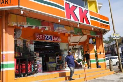 Malaysia Mini-Mart Attacked Over 'Allah Socks' Controversy
