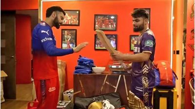 'Thank you for the advice bhaiya...': Rinku Singh after receiving a bat as a gift from Virat Kohli