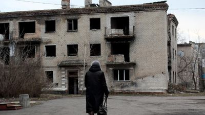 Ukraine says Russian shelling kills two in east, urges civilians to evacuate