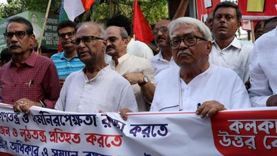 In Bengal, Left seeks to iron out differences between allies