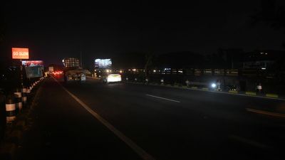 LED street light scheme in Kochi facing headwinds