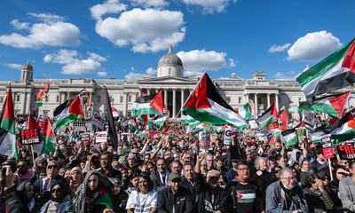 Four arrested as 200,000 attend pro-Palestine march in London