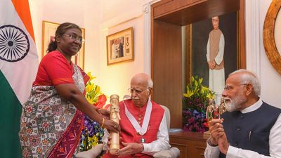 President Murmu confers Bharat Ratna on L.K. Advani