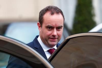 France Sending Armoured Vehicles And Missiles To Ukraine