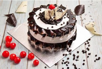 10-yr-old girl dies after eating birthday cake in Punjab's Patiala, bakery owner booked