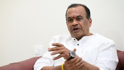 BJP leader approached me seeking Cabinet berth, says Congress’ Komatireddy Venkata Reddy
