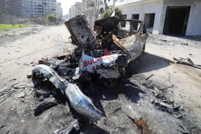 Israeli Military Continues Operations In Gaza City For Fourteenth Day