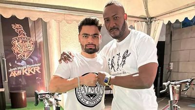 Watch: Andre Russell and Rinku Singh's epic rendition of Shah Rukh Khan's 'Lutt Putt Gaya' song