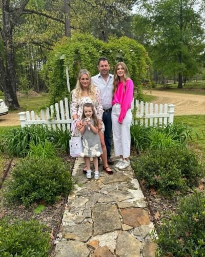 Jamie Lynn Spears Family Photo Radiates Joy And Togetherness