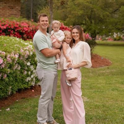 Sadie Robertson: A Steadfast Companion In Life's Journey