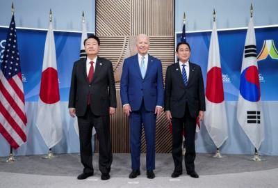 US Plans Trilateral Summit With Japan And South Korea