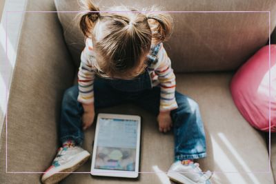 A woman has shared how she can tell 'within 10 minutes' if a child has had too much screen time - we asked an expert what you can do about it