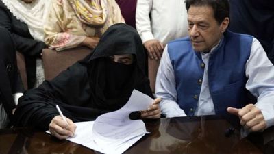 Islamabad High Court suspends Imran Khan, his wife Bushra Bibi's sentence in Toshakhana case