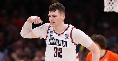 The latest 2024 NBA mock draft from ESPN has UConn’s Donovan Clingan in top-3