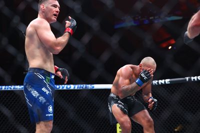 Video: Chris Weidman’s return ended with an eye poke – and win. But should it have?