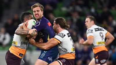 Munster returns for Storm, Knights recall Hastings