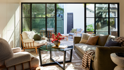 5 Golden Rules for 'Good' Living Rooms Interior Designers Swear by — How Many Do You Follow?