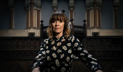 Emmerdale spoilers: Rhona Goskirk's trial descends in CHAOS!