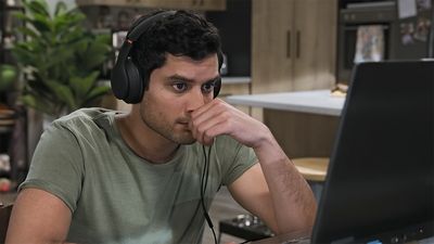 Neighbours spoilers: WHO discovers Haz's SECRET PAST?