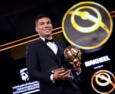 Casemiro Celebrates Globe Soccer Award Win With Wife In Style