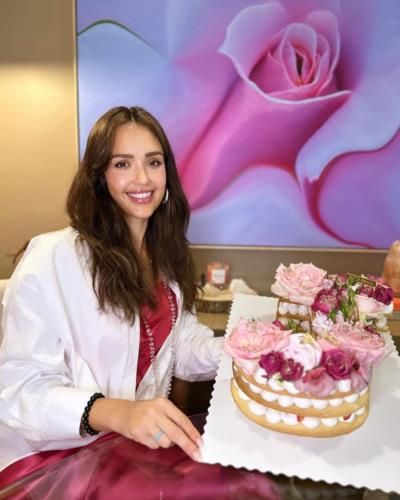 Jessica Alba Gracefully Enhancing The Scene With Flowers