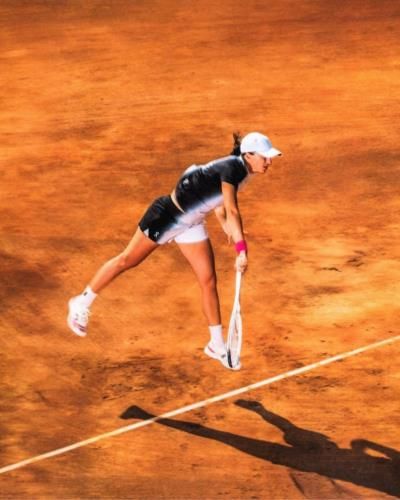 Iga Swiatek's Impressive Tennis Performance In A Thrilling Match