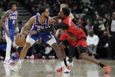 New York Knicks Face Playoff Hopes Amid Injury Concerns