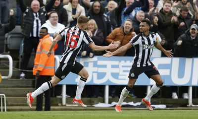 Newcastle 1-1 Everton, Forest 3-1 Fulham and more: clockwatch – as it happened