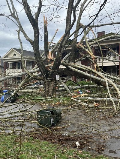 Lexington’s Ashland area hit hard by Tuesday morning storm