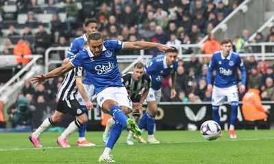Newcastle frustrated as late Dominic Calvert-Lewin penalty rescues Everton