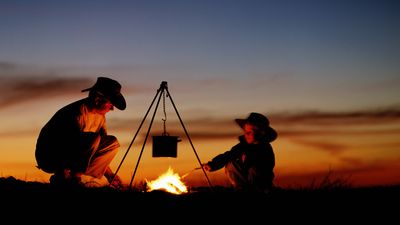 Camp cooking: how to cook over a campfire