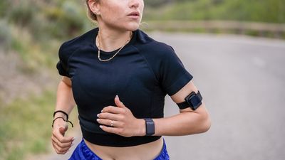 I tried a hydration tracker that syncs with my Garmin watch during sweaty workouts — here’s what I found