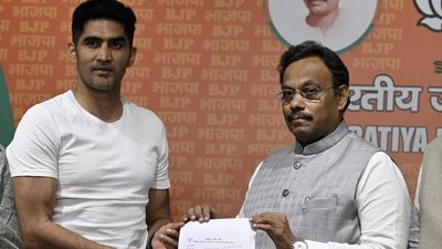 Olympian boxer Vijender Singh quits Congress, joins BJP