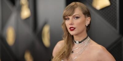 Taylor Swift Joins Forbes World's Billionaire List With Taylor Swift Joins Forbes World's Billionaire List With Top News.1Billion Fortune.1Billion Fortune